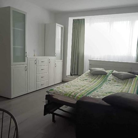 Enci Kiado Apartman Miercurea Ciuc Exterior foto